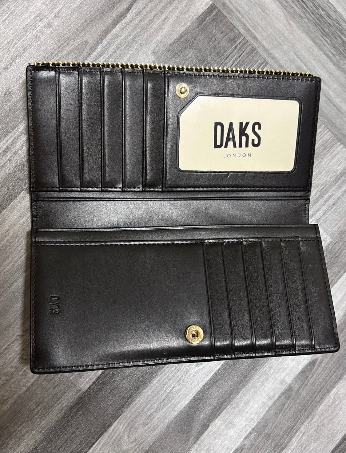 닥스 블랙 퀄팅 소가죽 장지갑 풀세트 상품이미지4