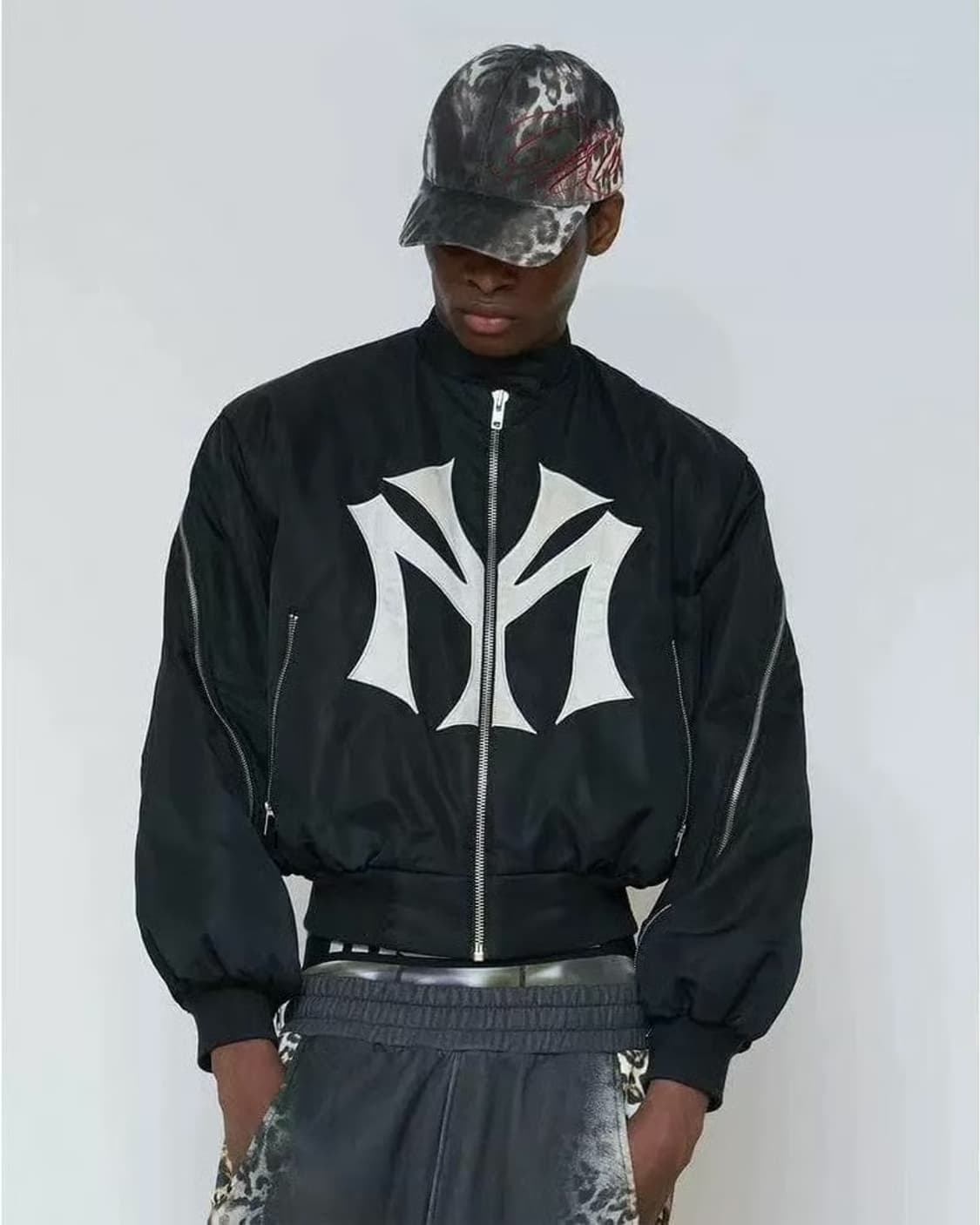 Mowalola bomber 구매합니다 상품이미지2