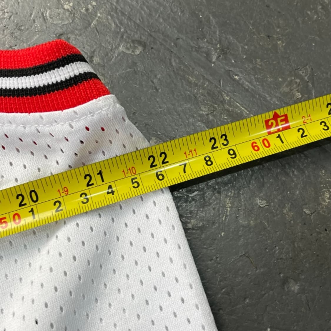 100 미첼엔네스 마이클 조던 97-98 유니폼 상품이미지6