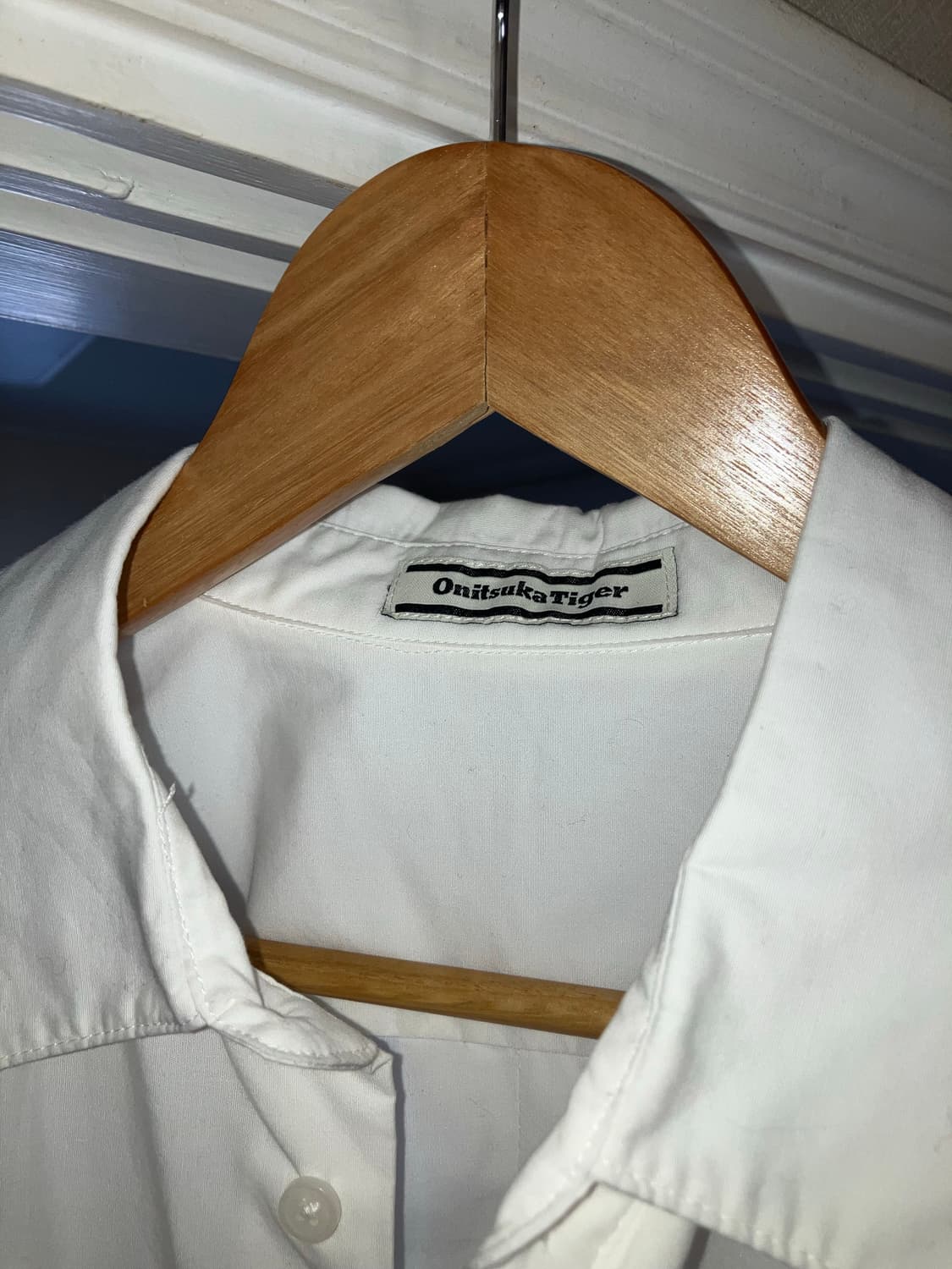 오니츠카타이거 셔츠 상품이미지2