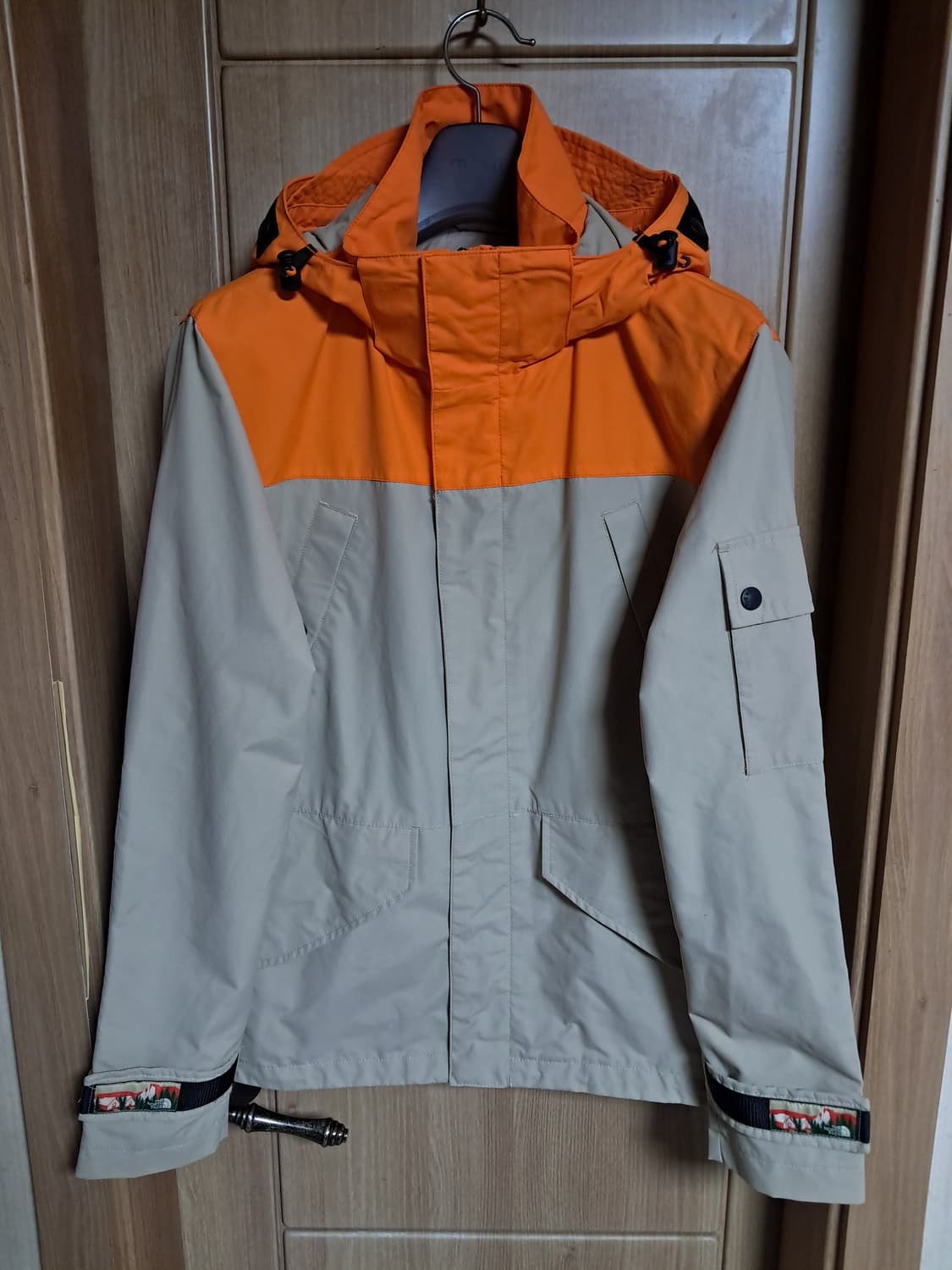 노스페이스 바람막이 S 상품이미지2