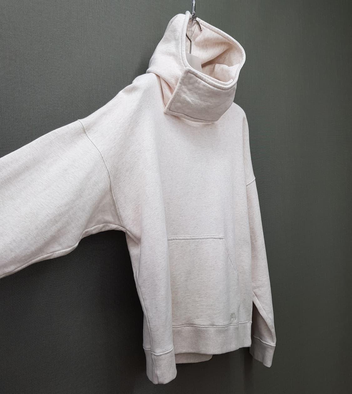 JW앤더슨  플랩 숄더 버튼 디테일 후드 스웻셔츠  M사이즈 상품이미지4