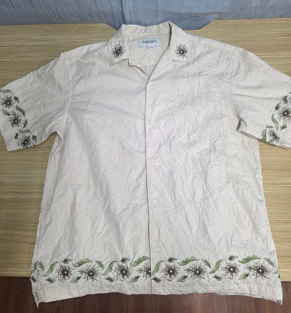 이스트로그 Breezy Embroiderd Half shirts (L) 상품이미지1