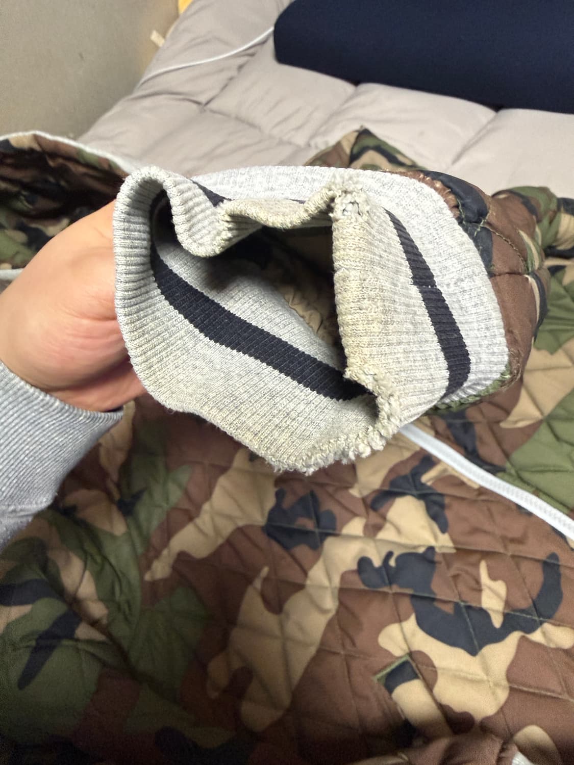 [L] 슈프림x챔피온 리버시블 퀼팅패딩후드자켓 카모 상품이미지4