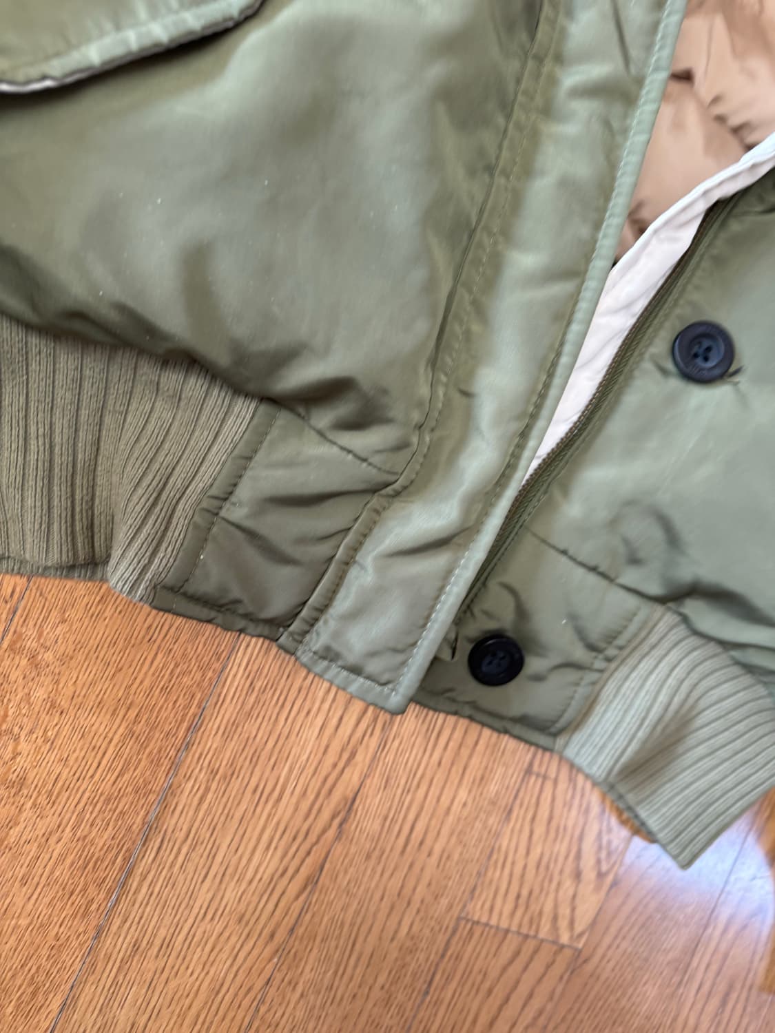 홀리스터 경량패딩 카키 상품이미지3