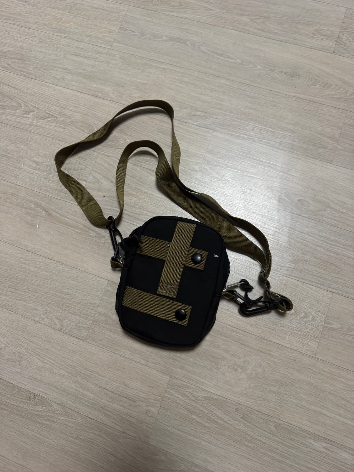 그레고리x디스이스네버뎃 미니 크로스백 상품이미지2