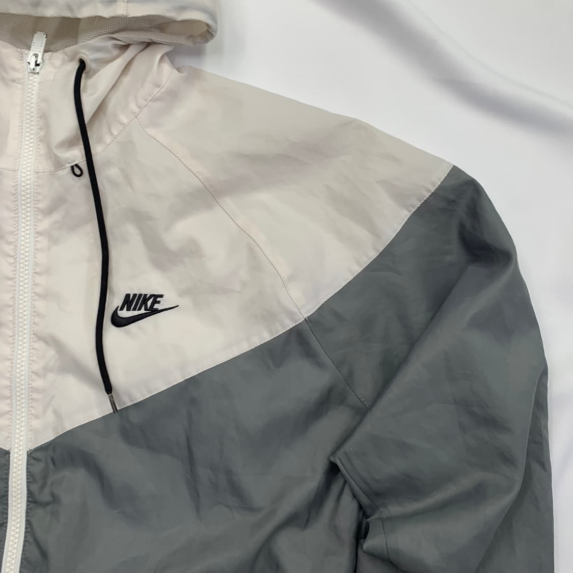 나이키 윈드러너 바람막이 상품이미지3