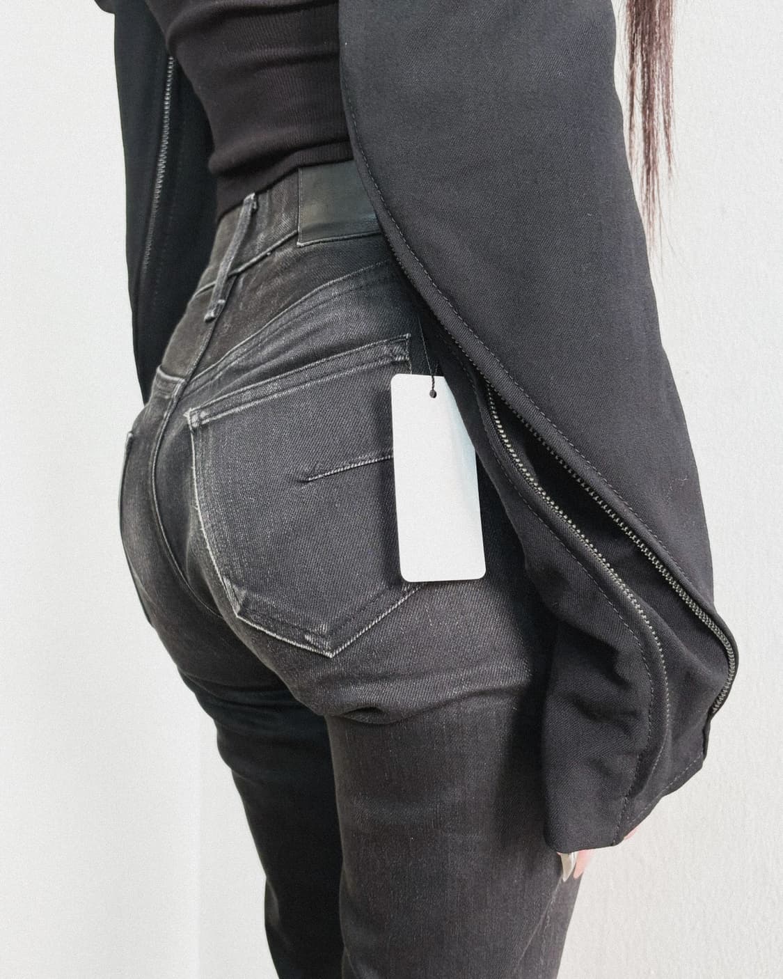 존로렌스설리반 왁스코팅 슬림 스트레이트핏 데님 상품이미지2