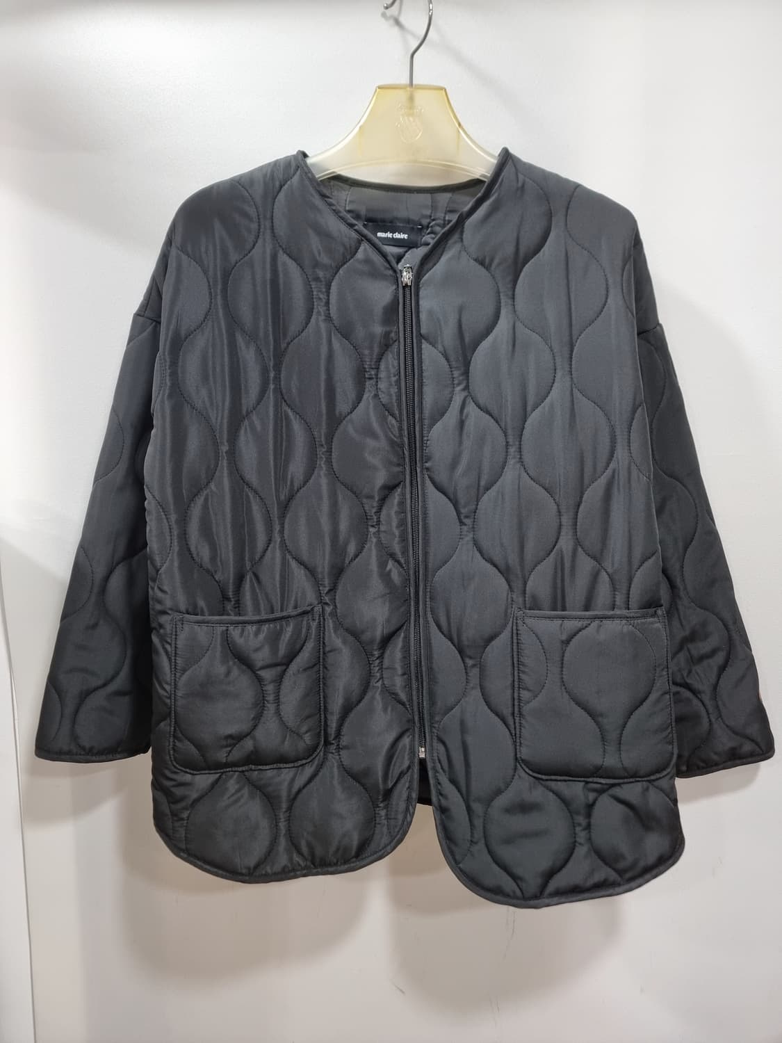 마리끌레르 브이넥 물결 퀼팅 점퍼 (C767 상품이미지1