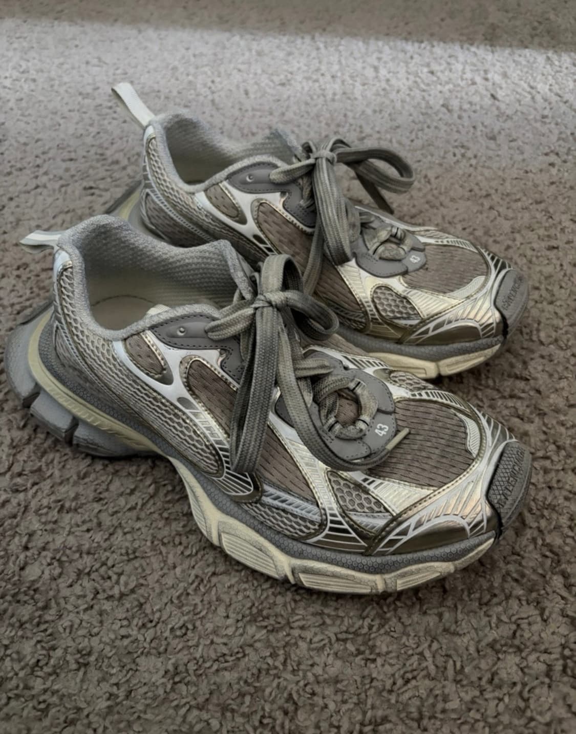 발렌시아가 3xl 에그쉘 43 상품이미지1