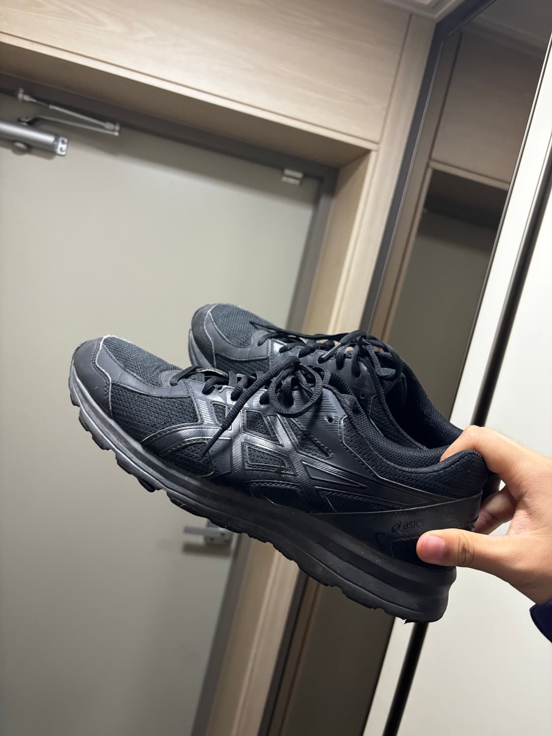 아식스 블랙 280 상품이미지1