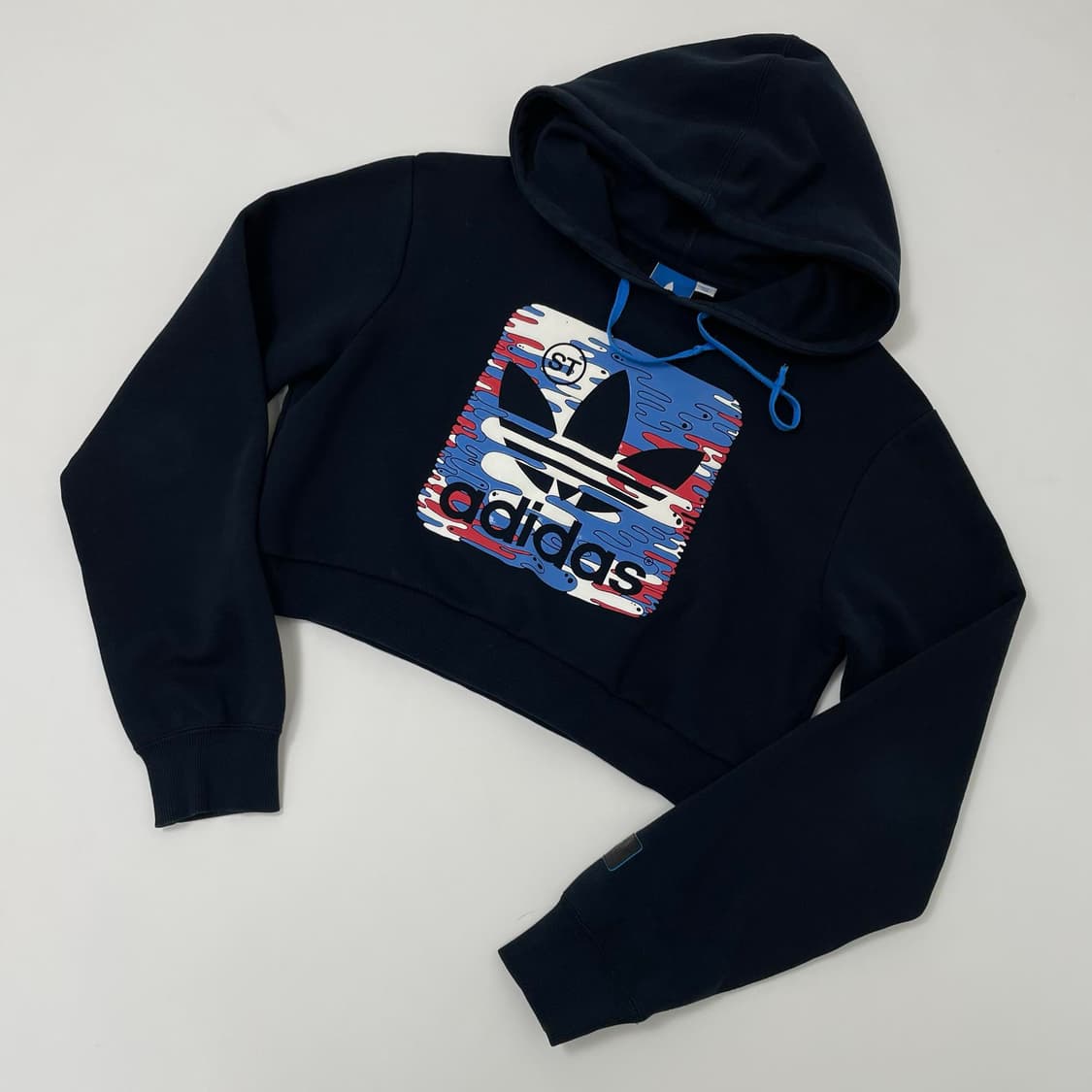 아디다스 크롭 후드티 상품이미지1