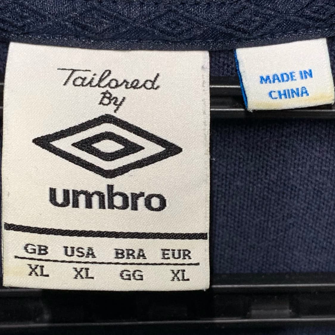 [XL] 엄브로 뉴욕 코스모스 트랙탑 져지 상품이미지4