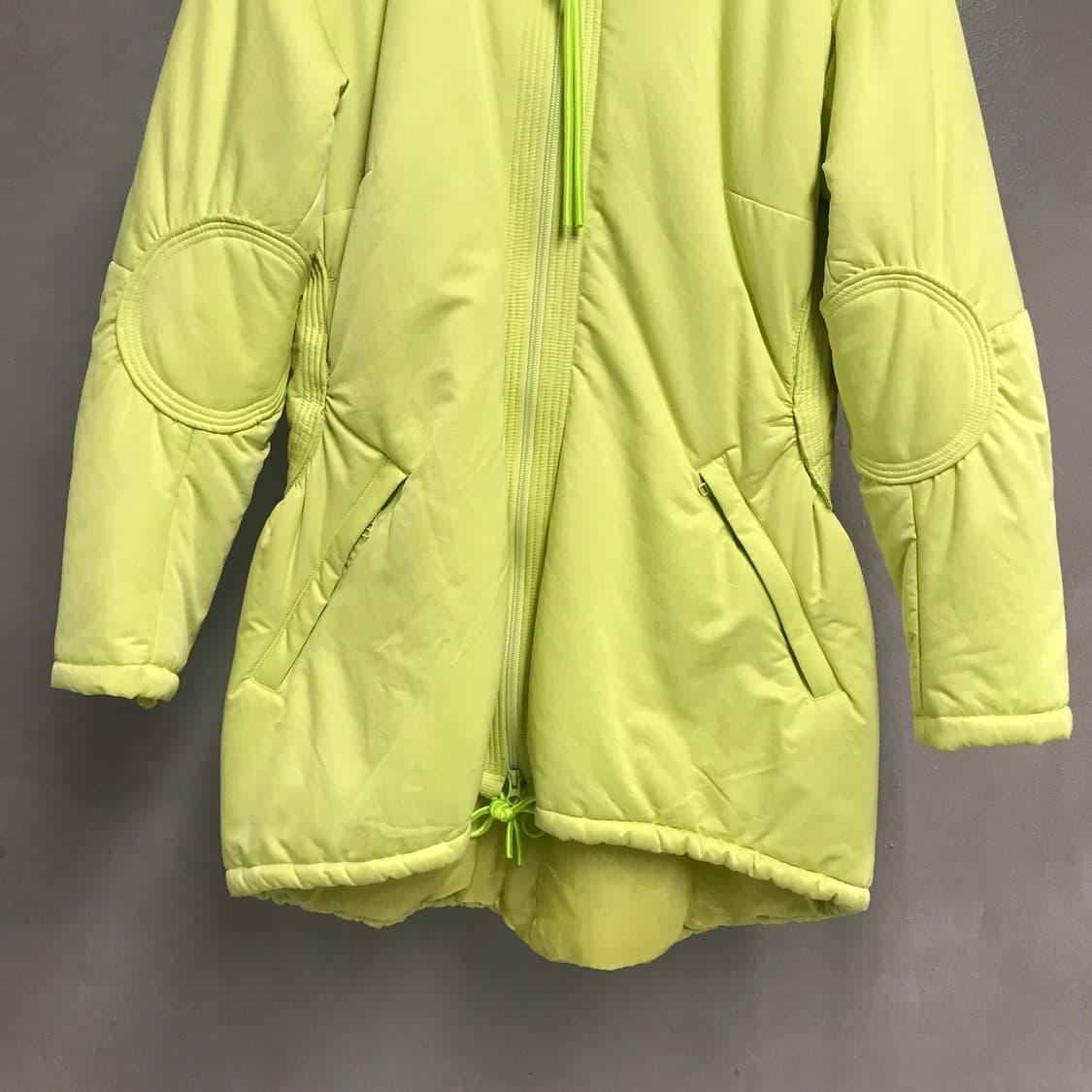 이세이 미야케 패딩 2(W) 상품이미지3