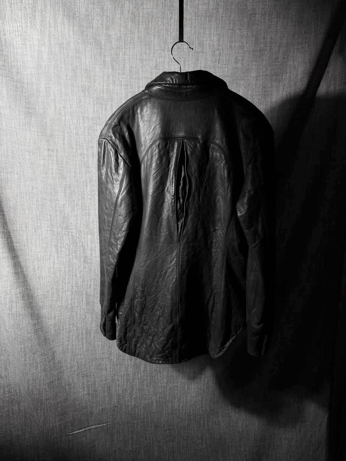 이세이미야케 레더셔츠 상품이미지3