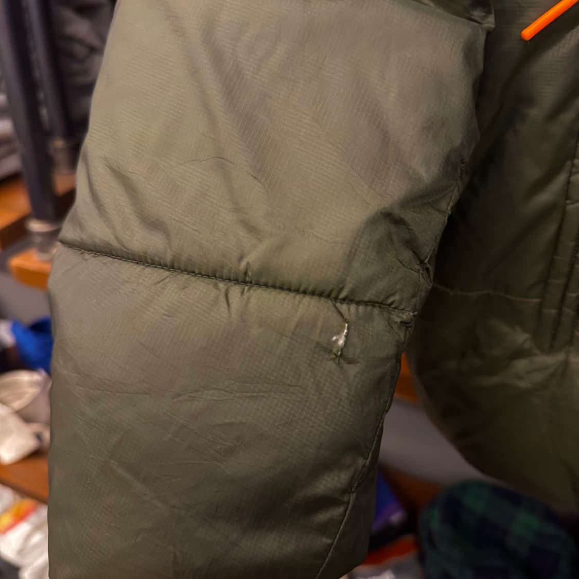 Barbour 바버 BEACON 등대 로고 클래식 푸퍼 경량 패딩 상품이미지7