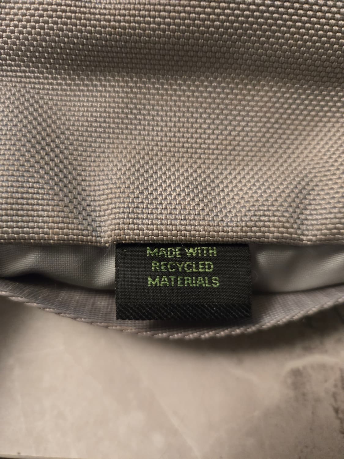 22FW 슈프림 실버 스몰 웨이스트백 상품이미지6