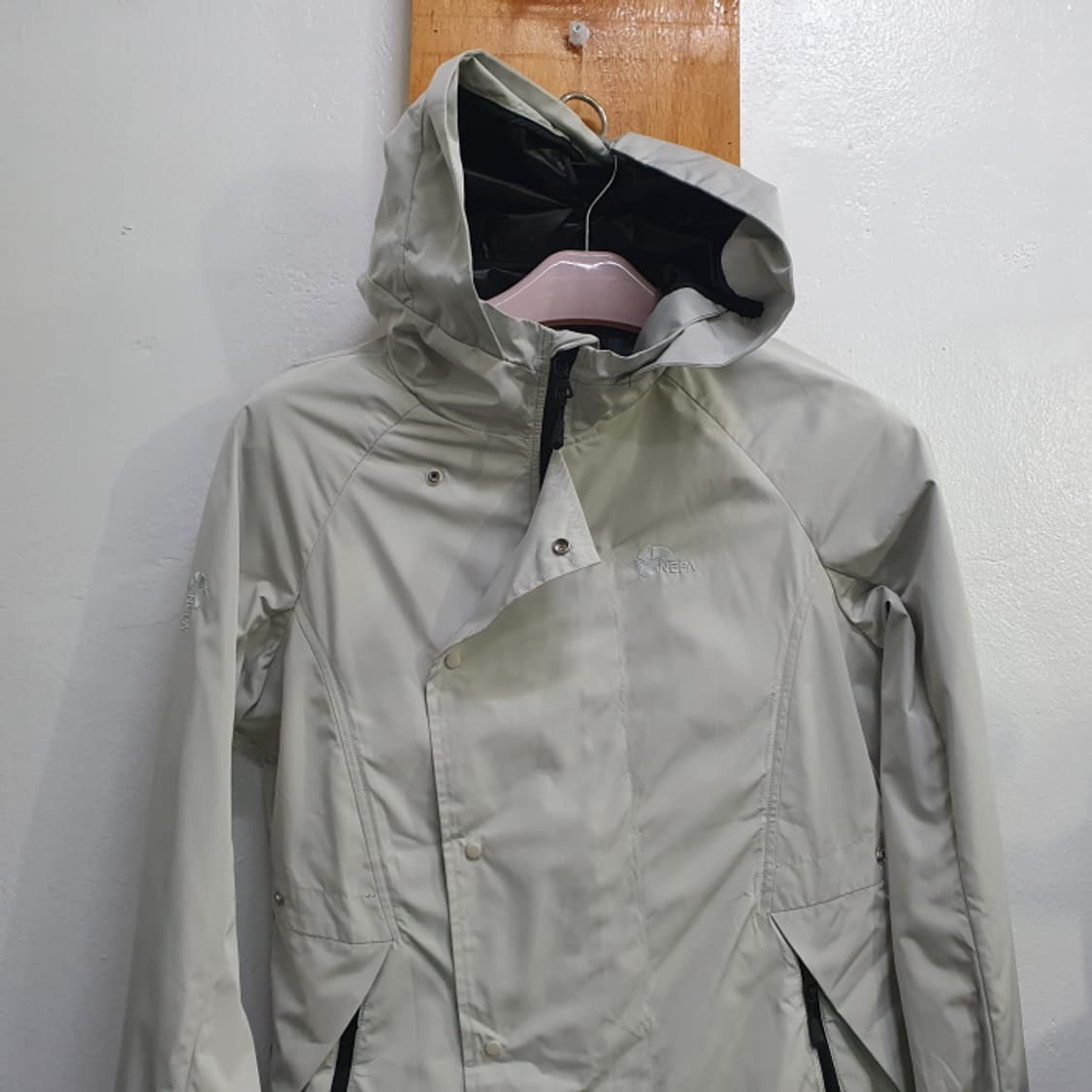 네파 EXTREME 방수 방풍 자켓(95) 상품이미지2