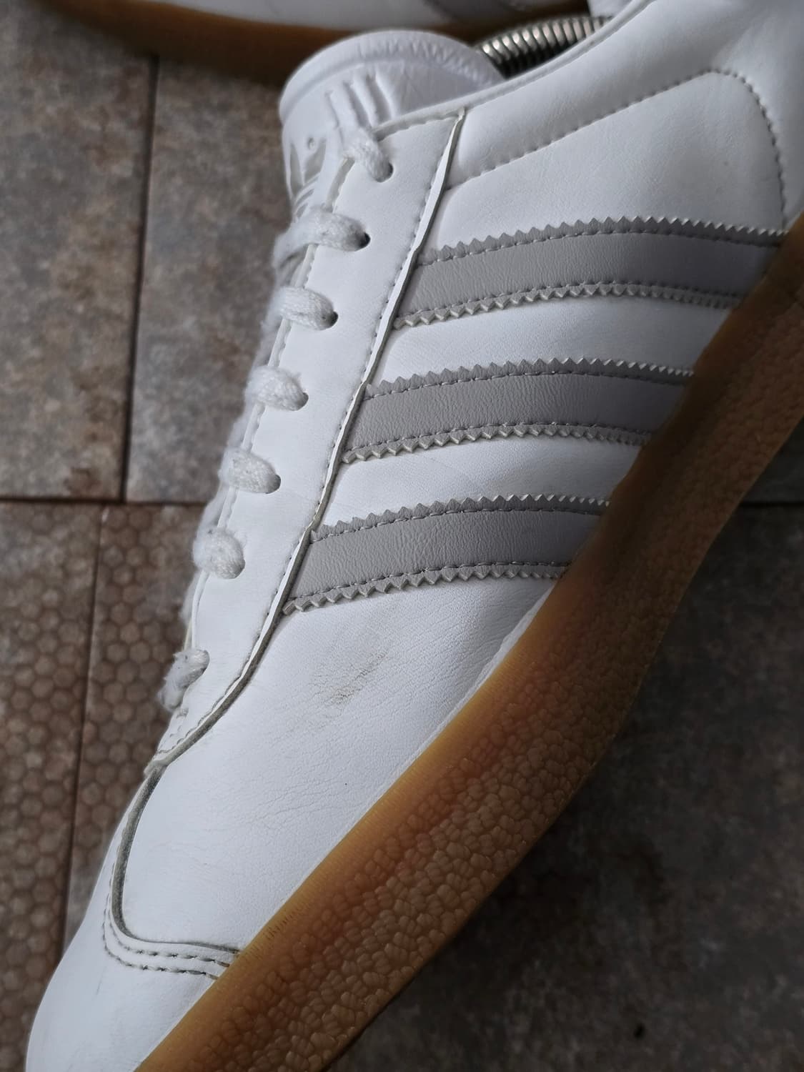 (250)아디다스 가젤 화이트 그레이  상품이미지6