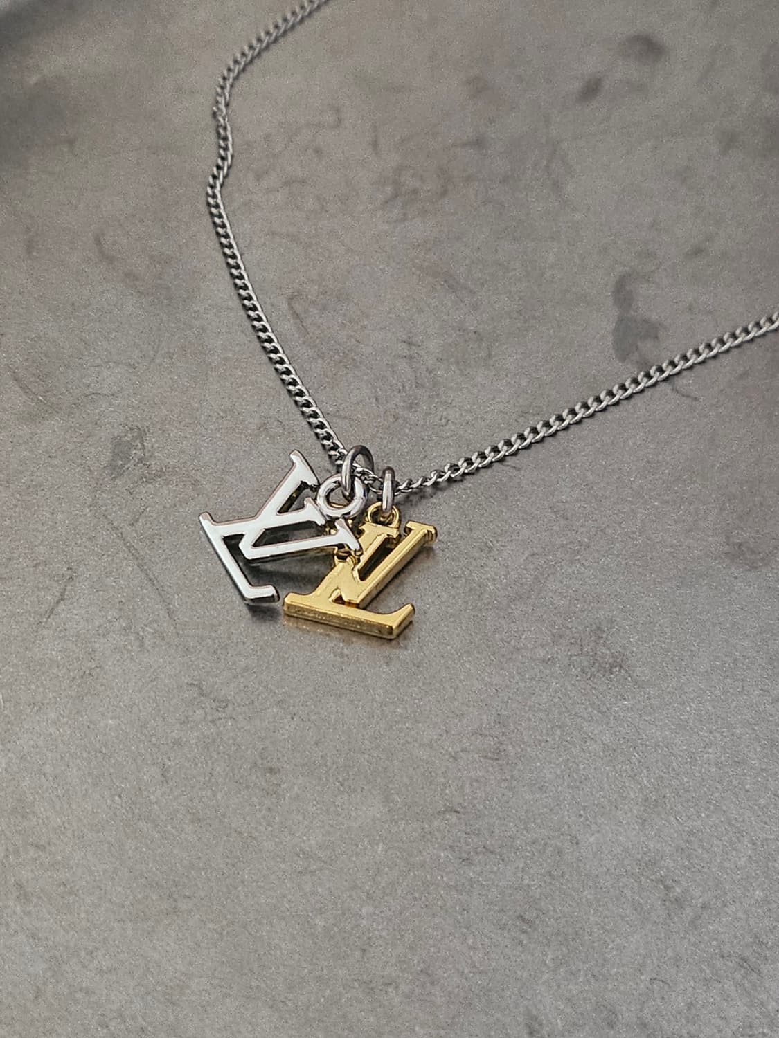 76 루이비통 정품 빈티지 업사이클링 목걸이 써지컬 상품이미지1