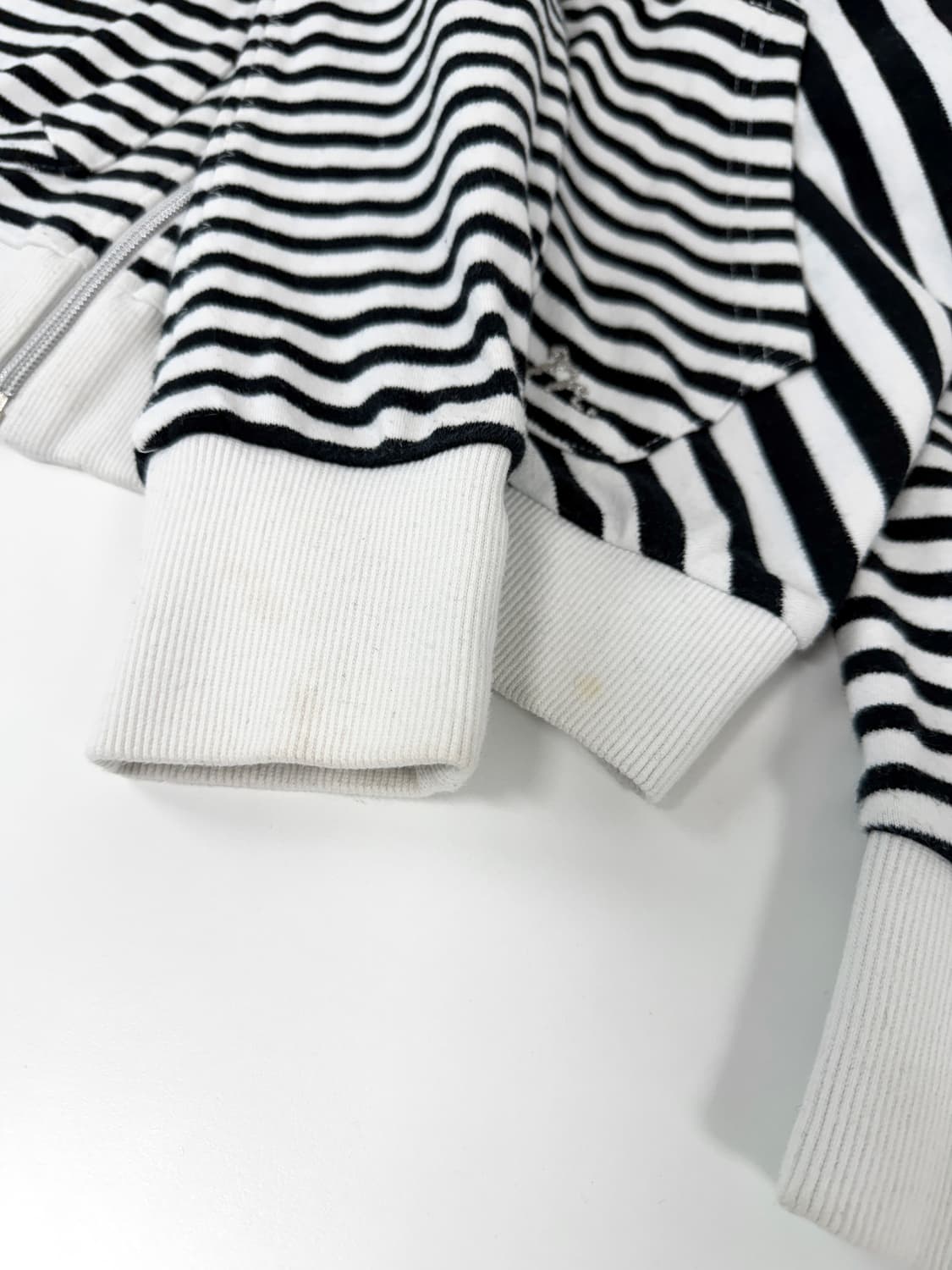 르꼬끄 스트라이프 후드집업 (woman m) 상품이미지3