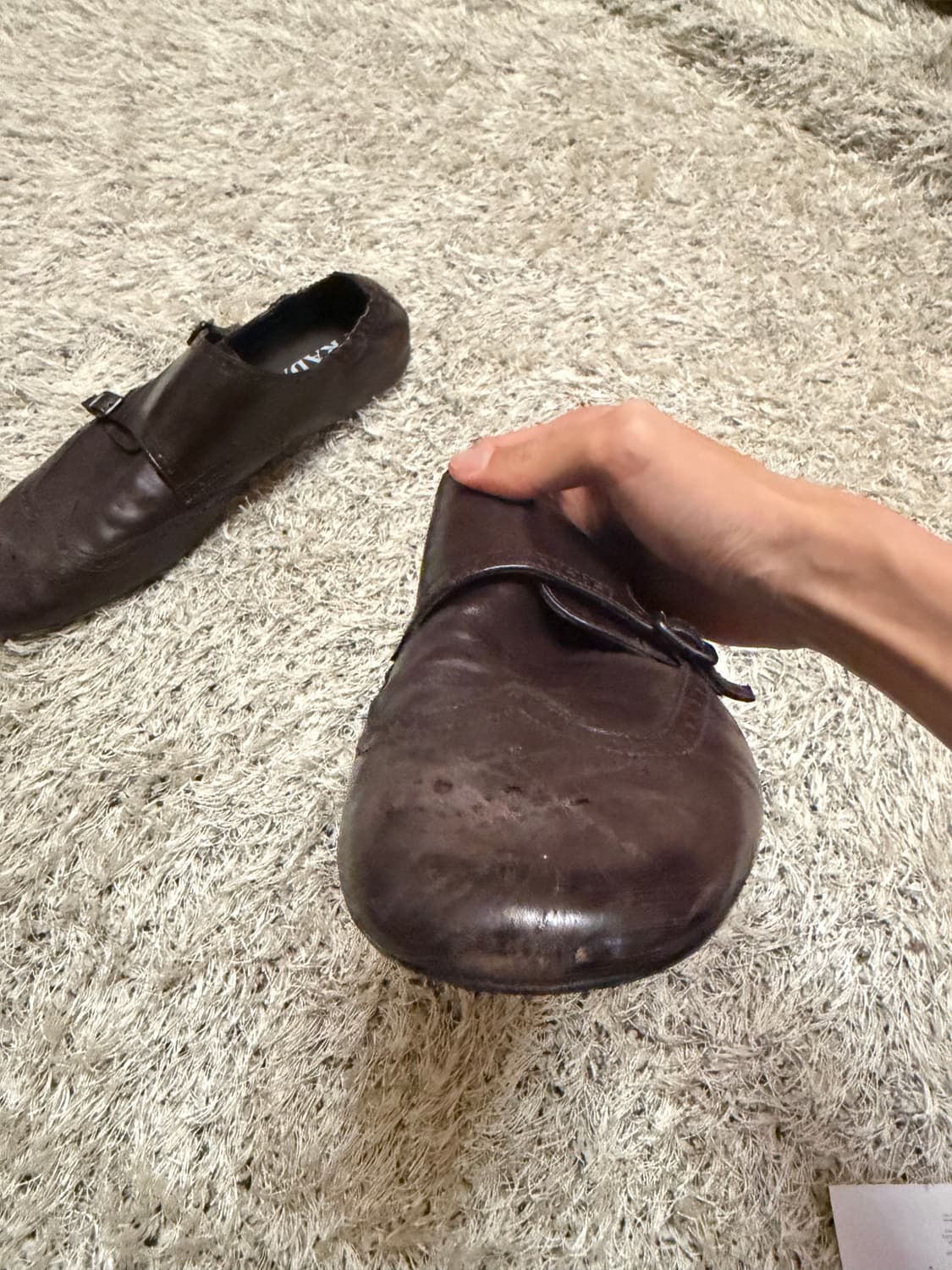 프라다 몽크 스트랩 브라운 상품이미지3