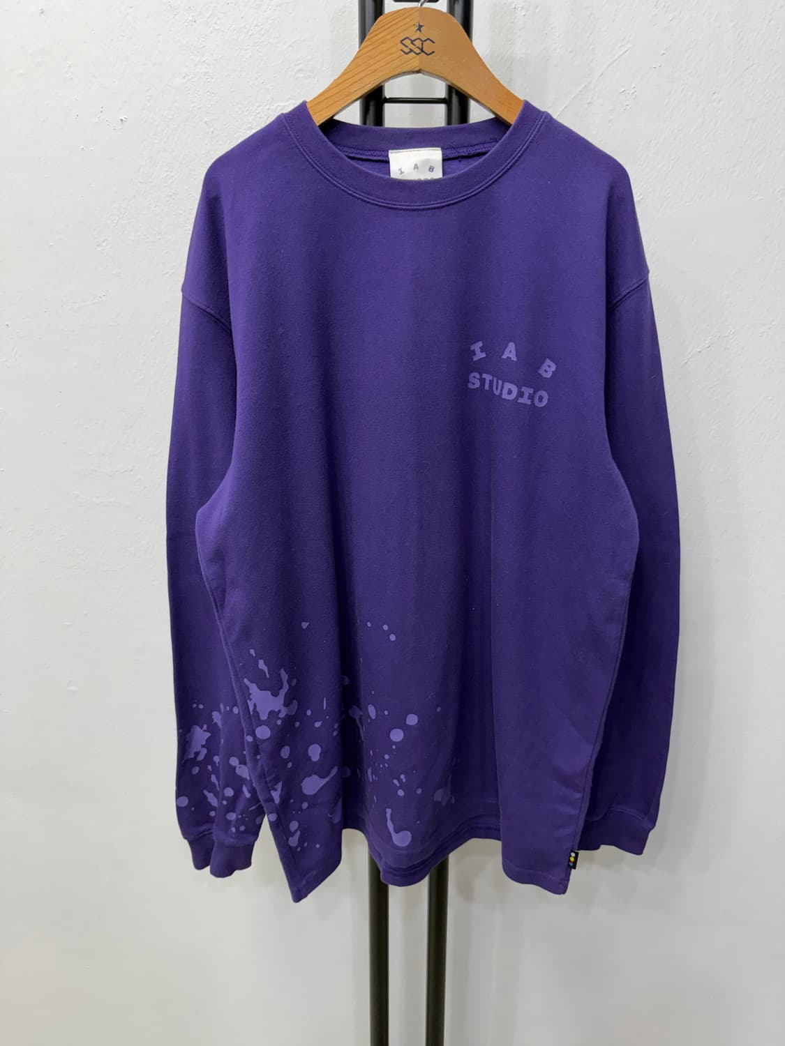 정품) 아이앱스튜디오 퍼플 스플래쉬드 롱슬리브 L 상품이미지1