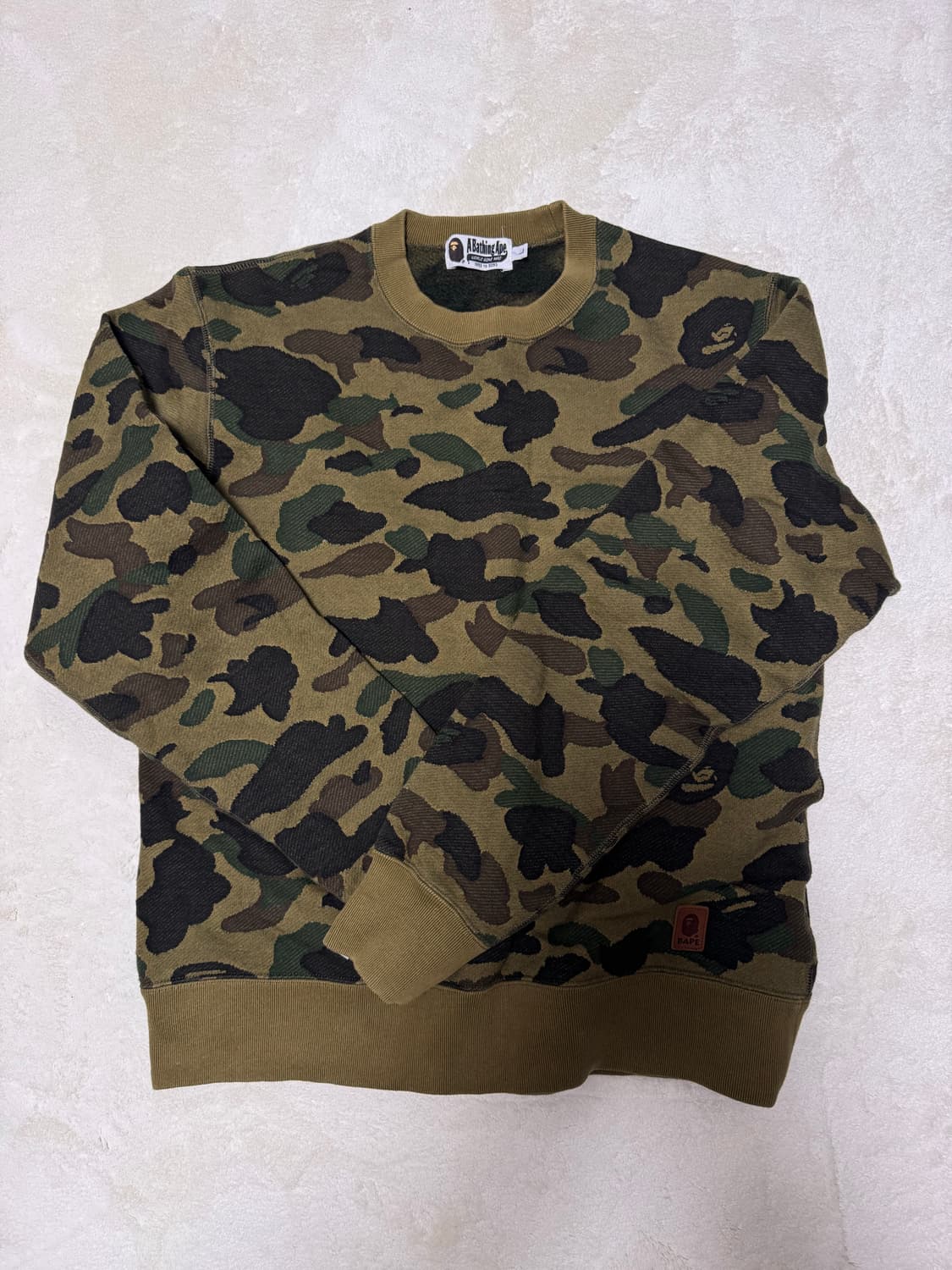 베이프 맨투맨 상품이미지1