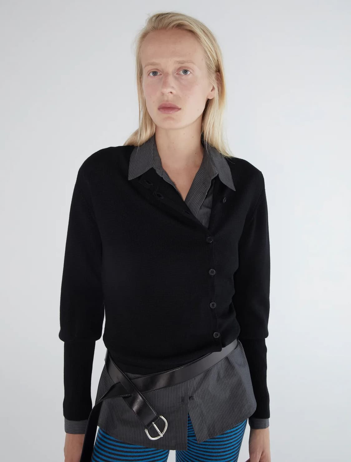 (XS,S)/ 팔로마울 Gisela 사이드 버튼 울 가디건/ 블랙 상품이미지4