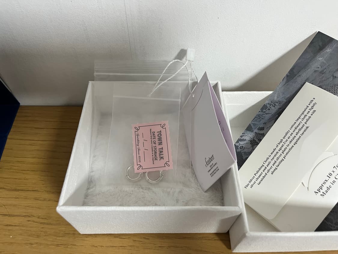 seasheer CLASSIC HUGGIE HOOPS 상품이미지4