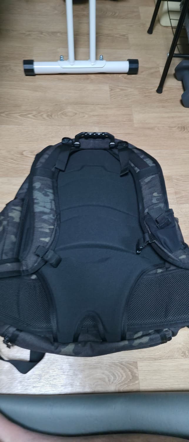 사놓고 안맴) 오클리 SI 키친싱크 멀티캠 블랙 백팩 가방 상품이미지4