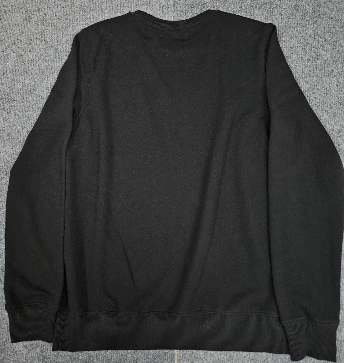 인디고뱅크 X 심슨 블랙 맨투맨 급처 상품이미지3