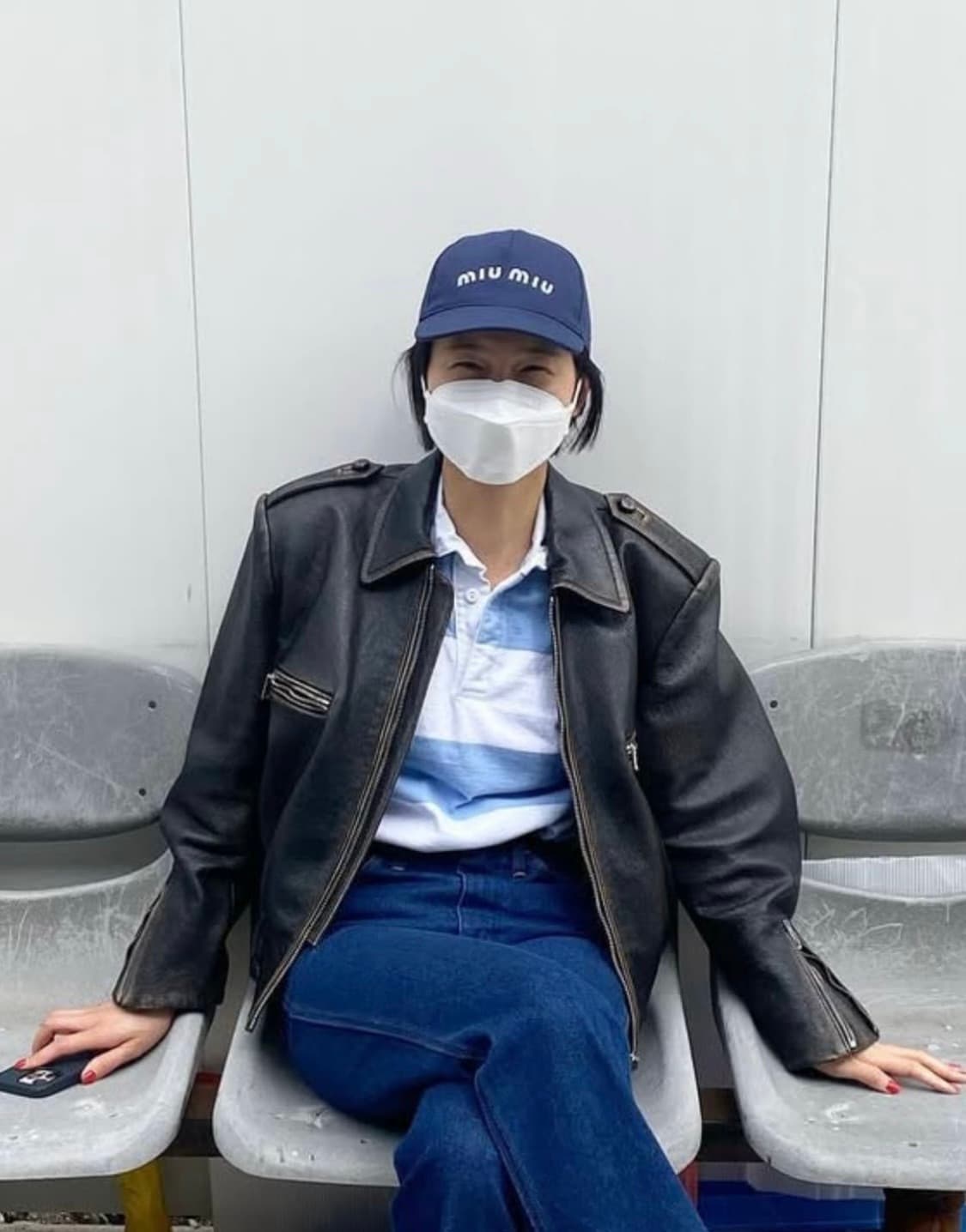 프라다 빈티지 이펙트 가죽자켓 38 상품이미지5