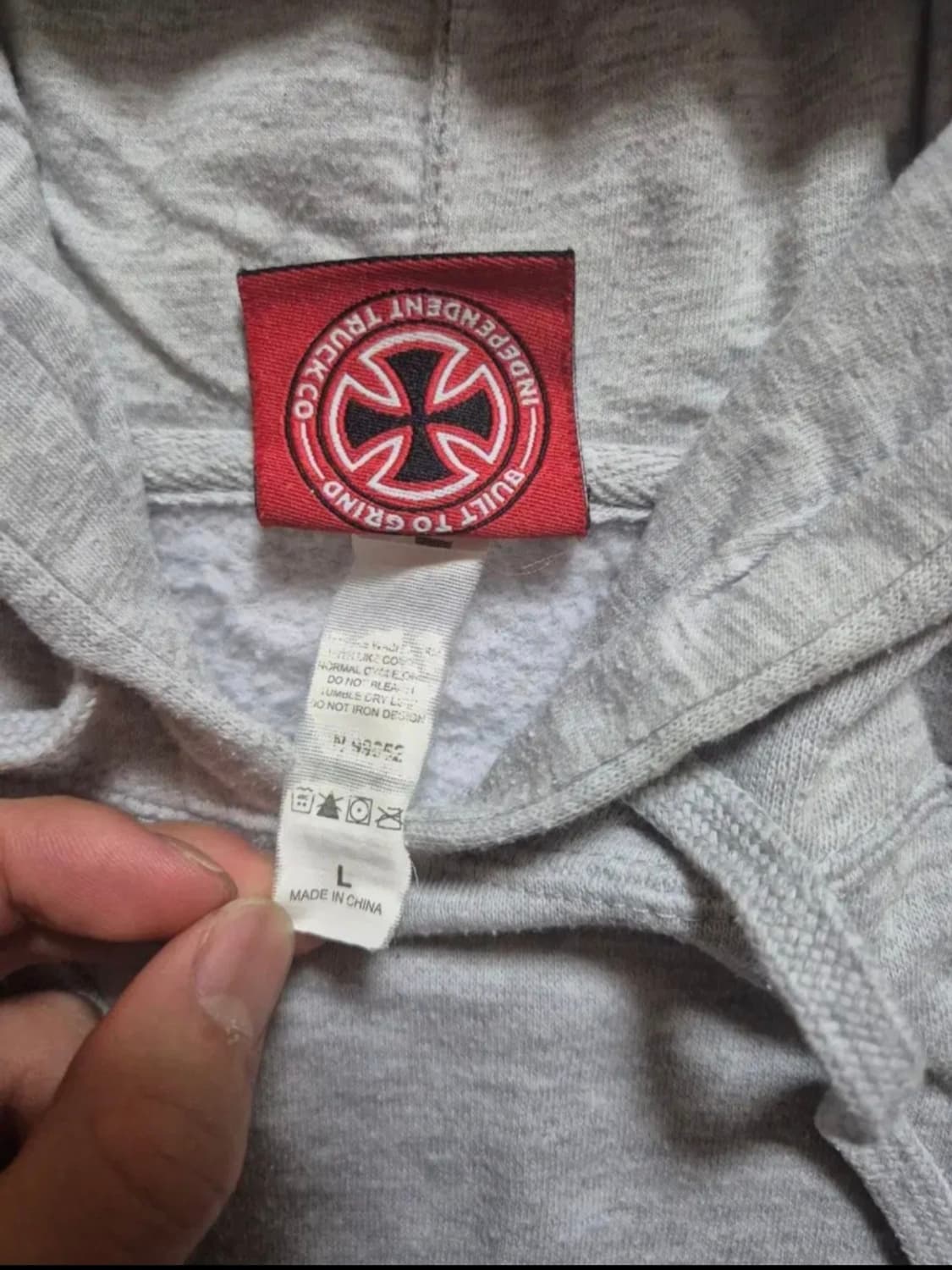 인디펜던트 × 트레셔 후디 상품이미지6