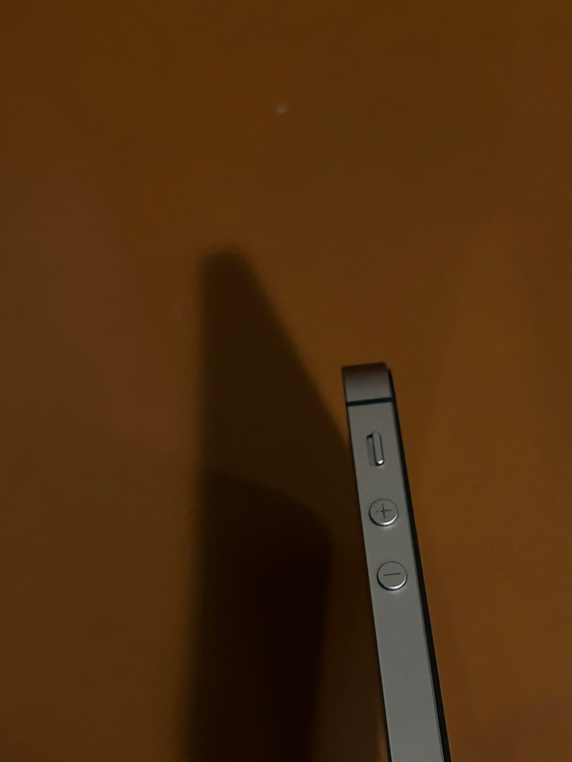 아이폰 se1 스페이스그레이 128GB  무음카메라 민트급 상품이미지5