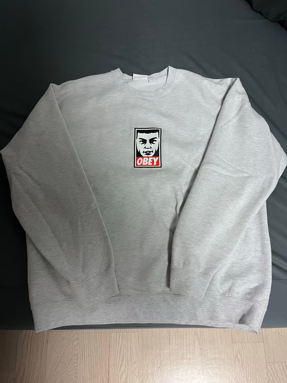 오베이x아이앱스튜디오 아이콘 맨투맨 XL 상품이미지2