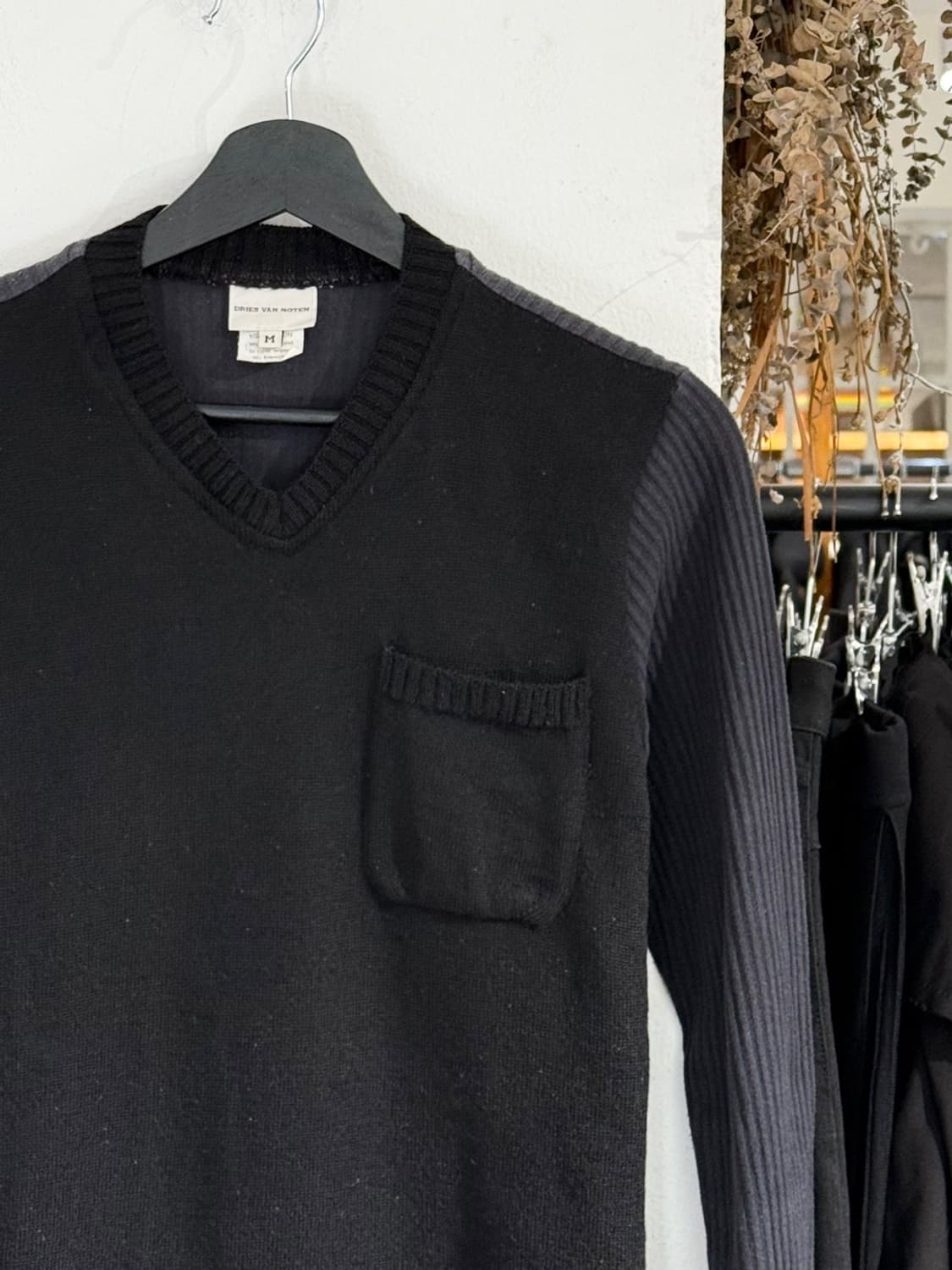 드리스 반 노튼 블랙 립니트 믹스 포켓 스웨터 상품이미지3