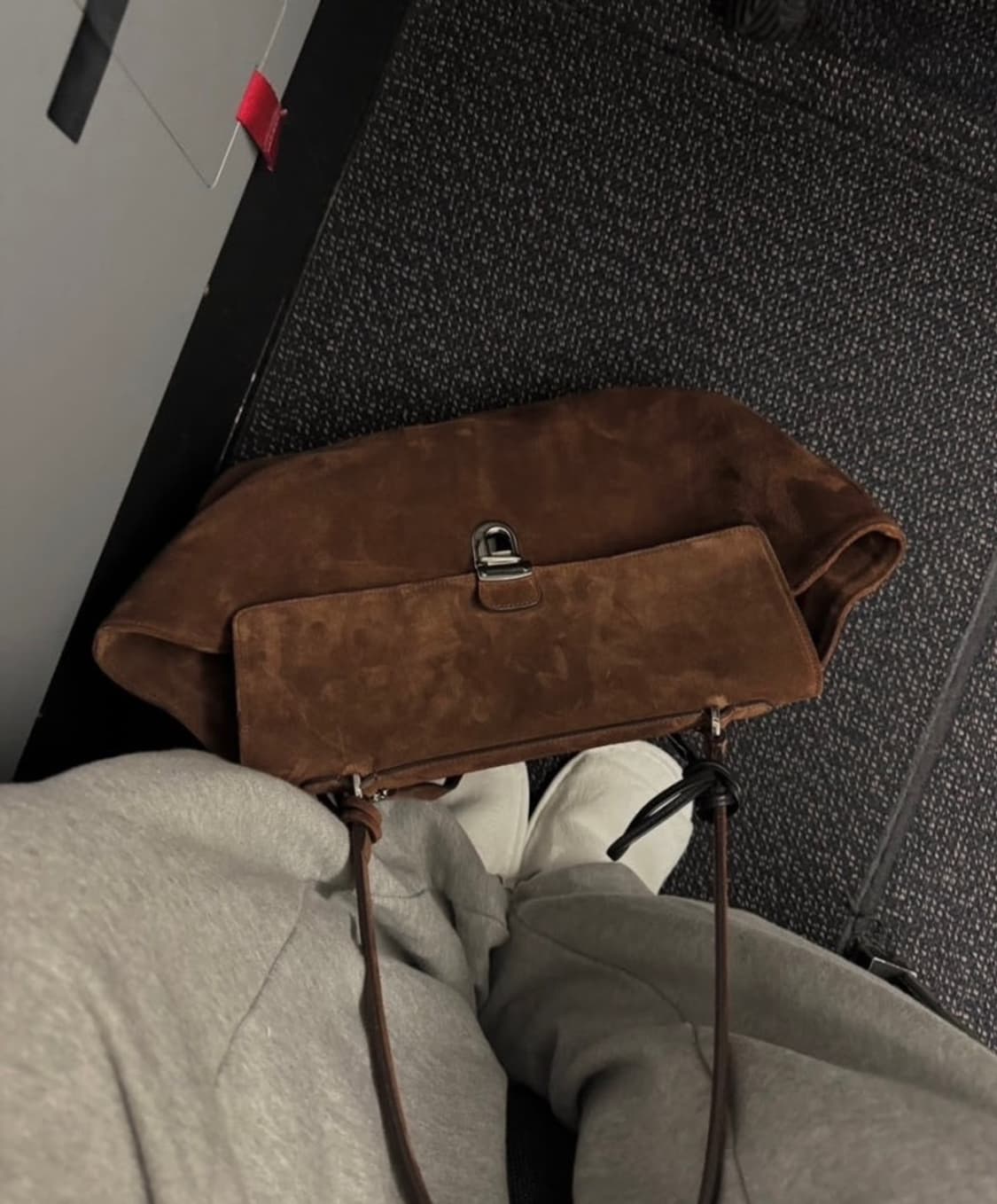 리본빛 멜로우 스웨이드 브라운 상품이미지2