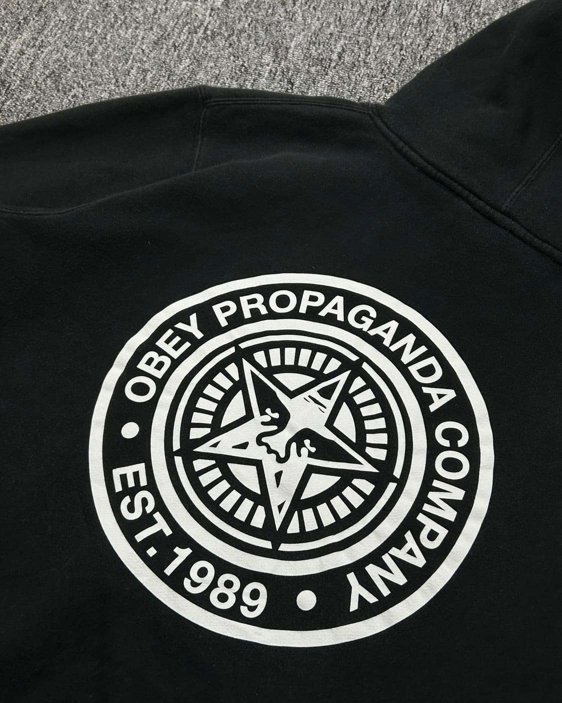 오베이 월드와이드 블랙 후드티  상품이미지4