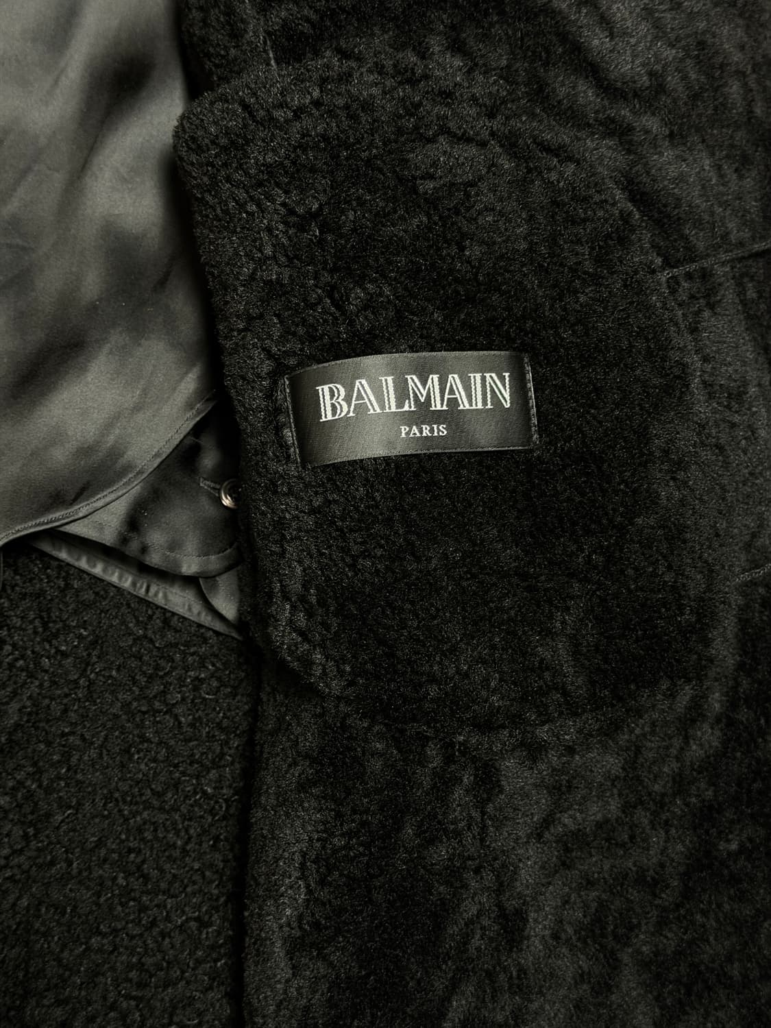 (명작,강추👍)발망 블랙 금장 시어링 무스탕 코트 톰포드 무드 상품이미지7