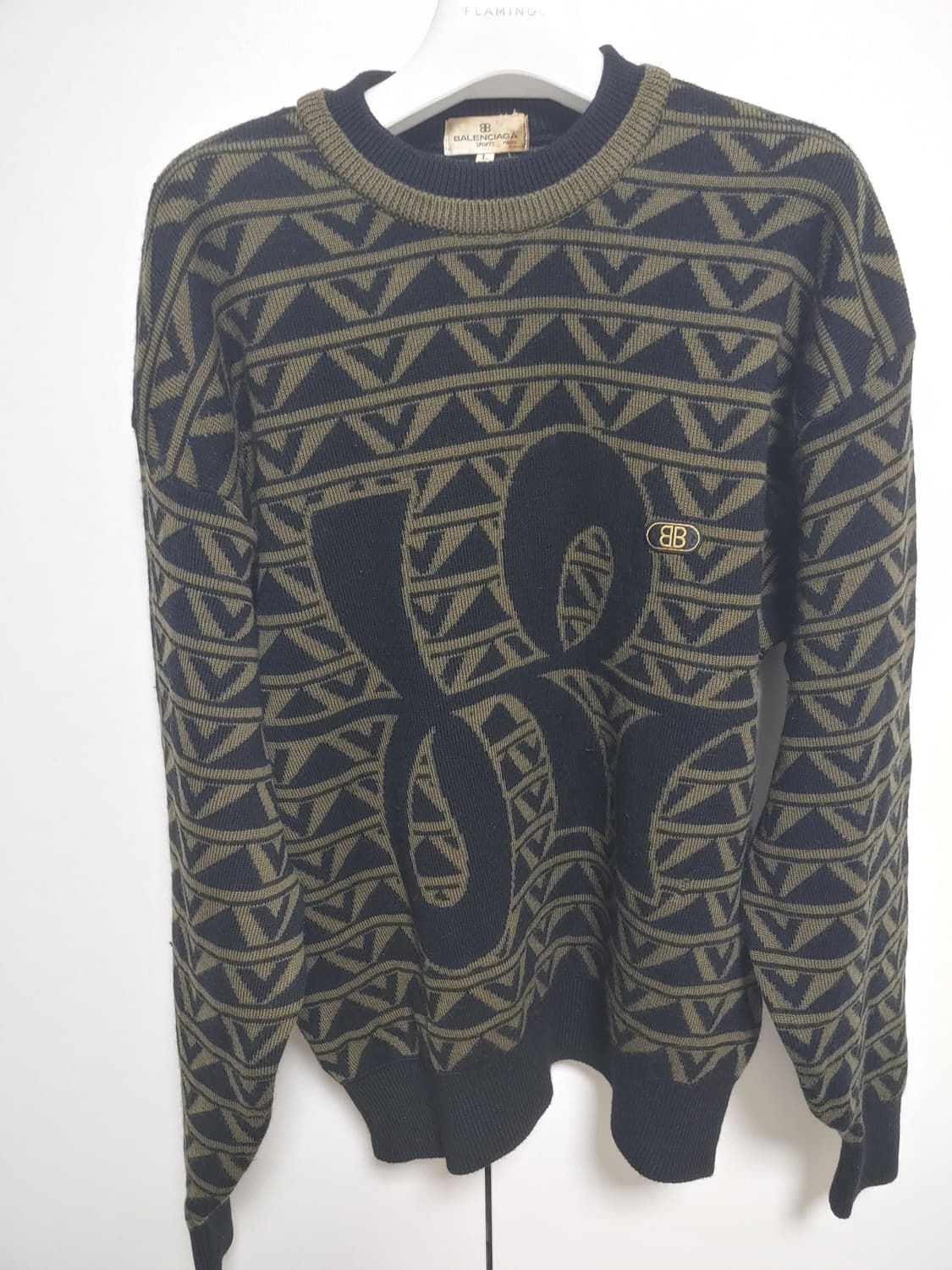 발렌시아가  정품  남성니트 -L사이즈 상품이미지3