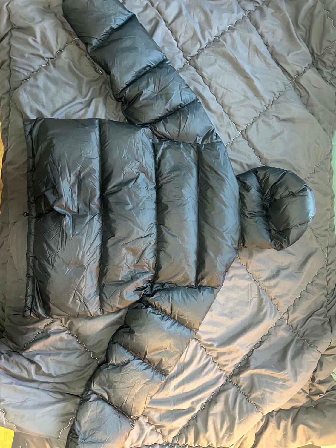 아웃스탠딩 폴라 구스다운 패딩 상품이미지2