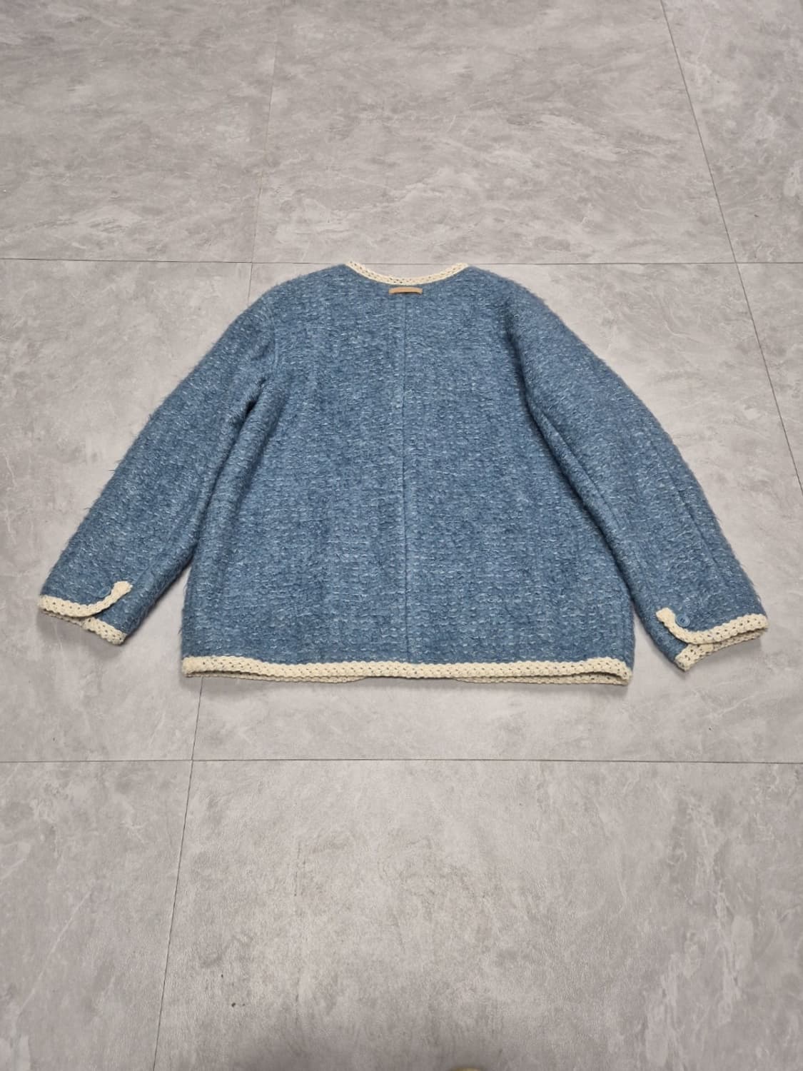 써스데이 아일랜드 23FW 상품이미지2