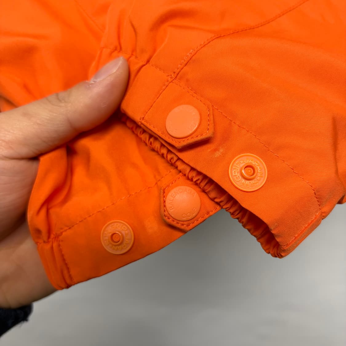 발렌시아가 (라이센스) 바람막이 상품이미지5