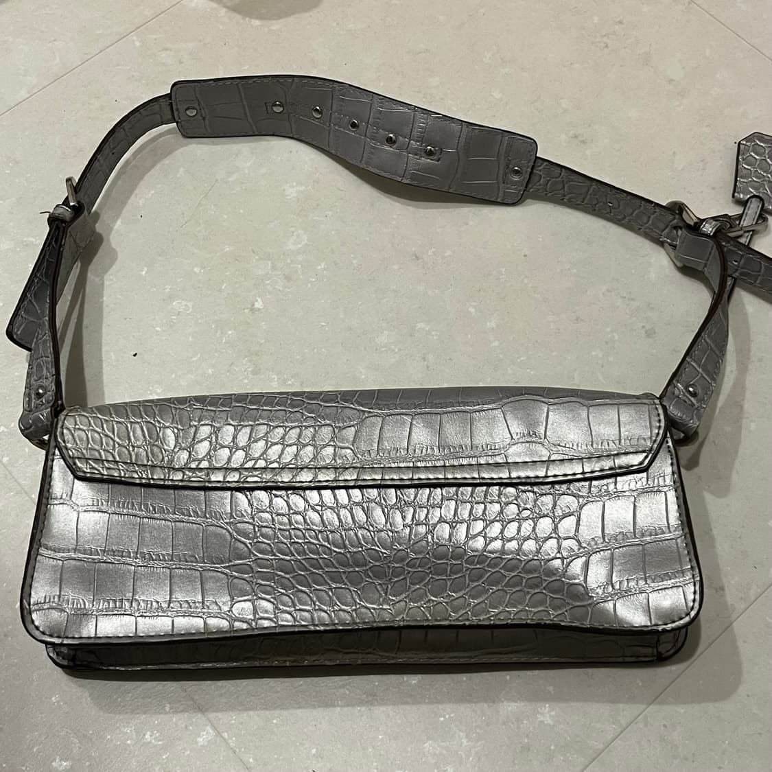 게스 빈티지 실버백 상품이미지2