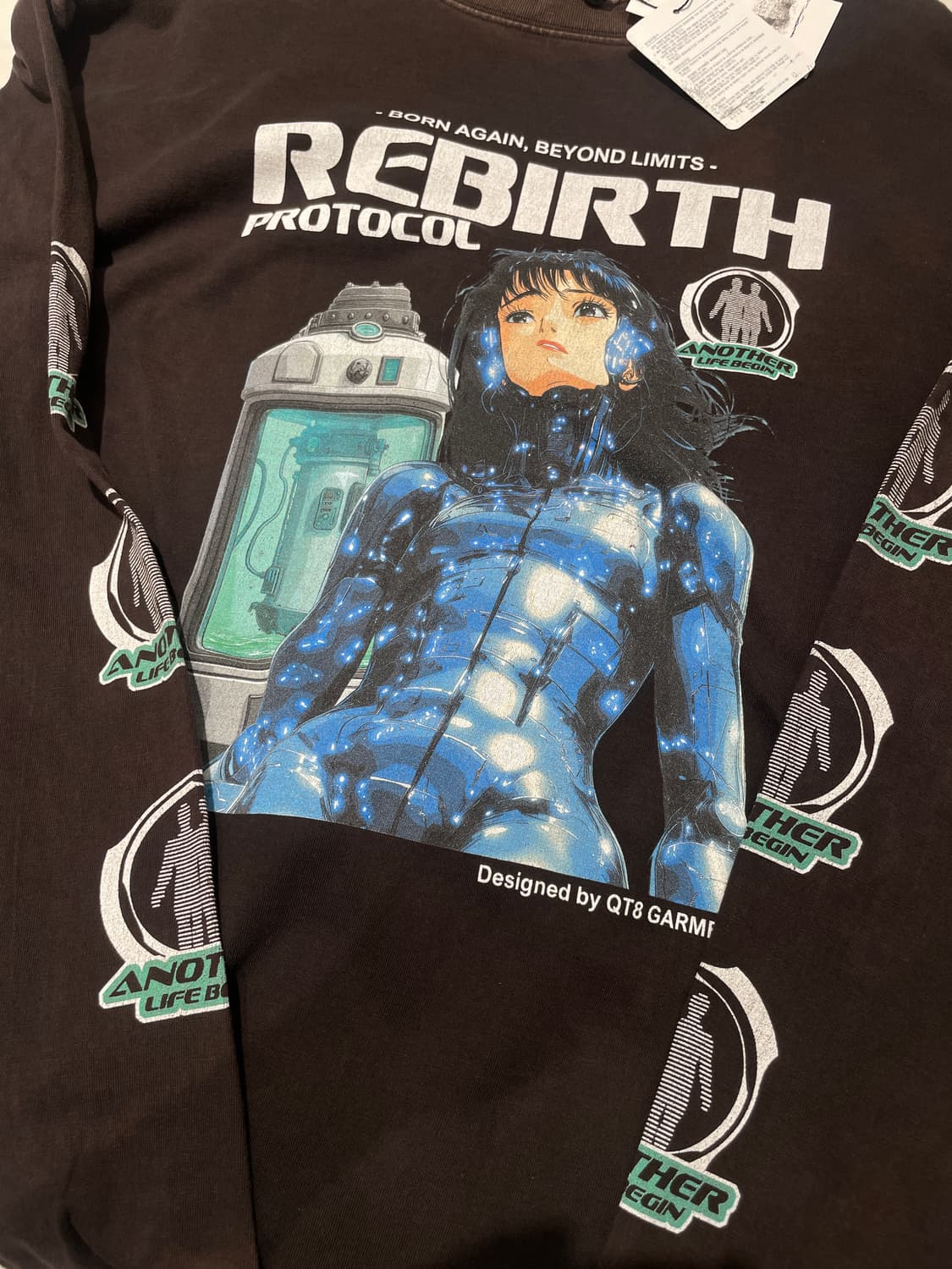 QT8 rebirth 롱슬리브 상품이미지1