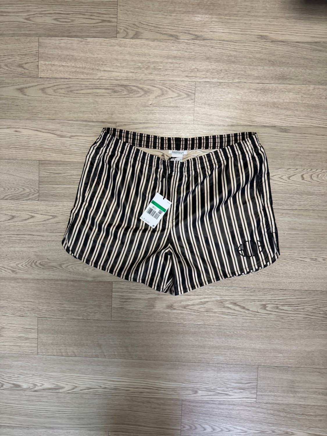 보디 BODE 나이키 스크리미지 쇼츠 에크루 쉐도우 브라운 상품이미지2