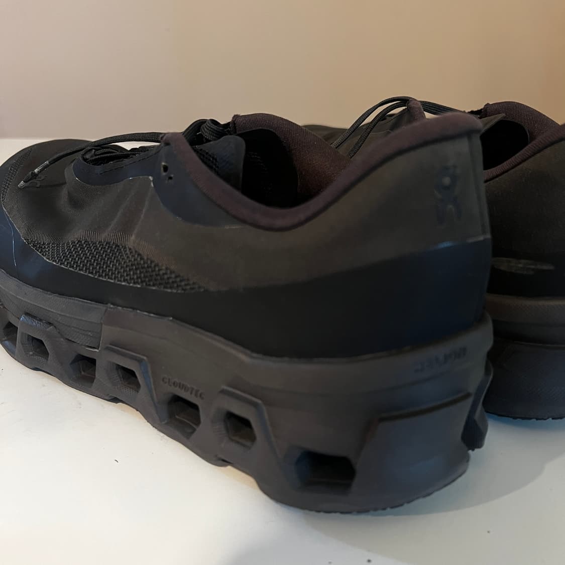 ON 클라우드호라이든 시즌 2 WP 블랙 상품이미지4