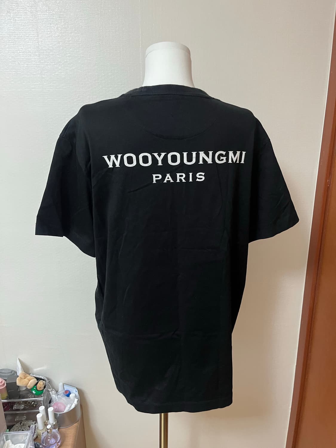 우영미 코튼 백로고 티셔츠 블랙 상품이미지3