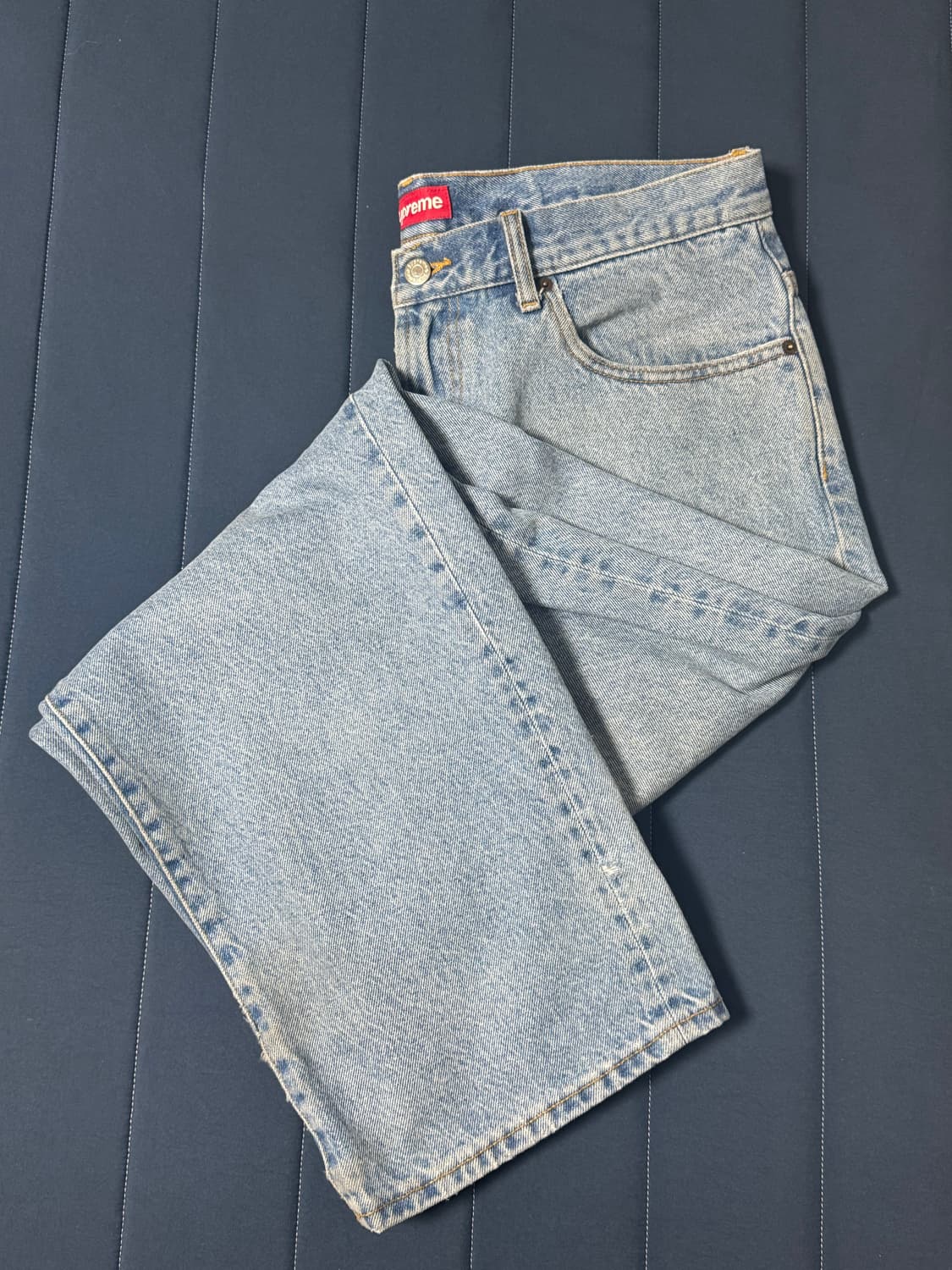 슈프림 청바지 상품이미지1